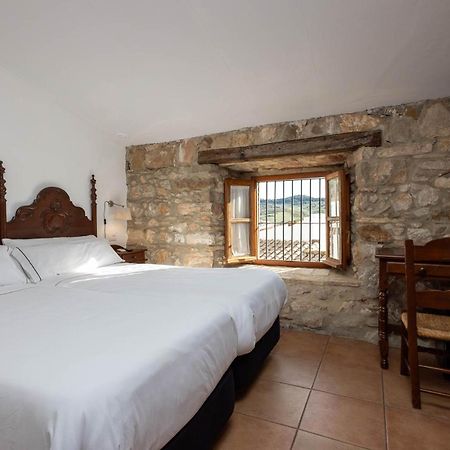 Tugasa Hotel Y Casas Rurales La Posada Villaluenga Del Rosario Eksteriør bilde