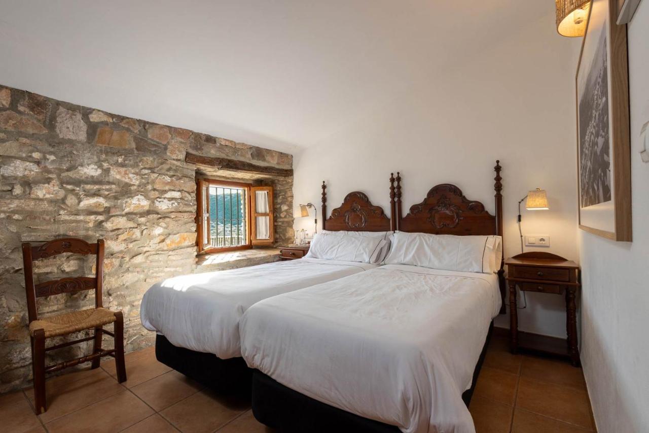 Tugasa Hotel Y Casas Rurales La Posada Villaluenga Del Rosario Eksteriør bilde