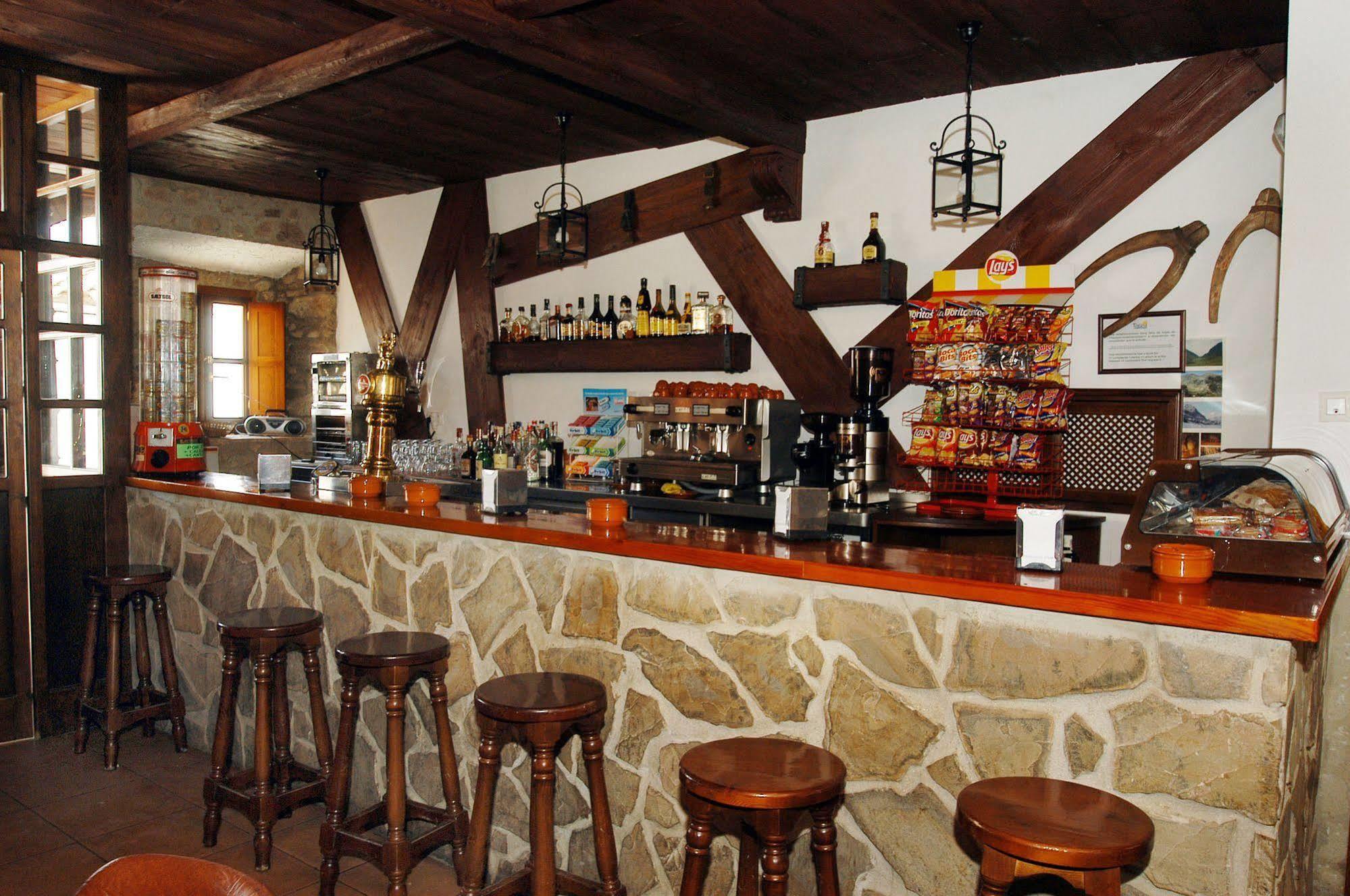 Tugasa Hotel Y Casas Rurales La Posada Villaluenga Del Rosario Eksteriør bilde